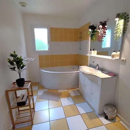 Kiki House Eysines